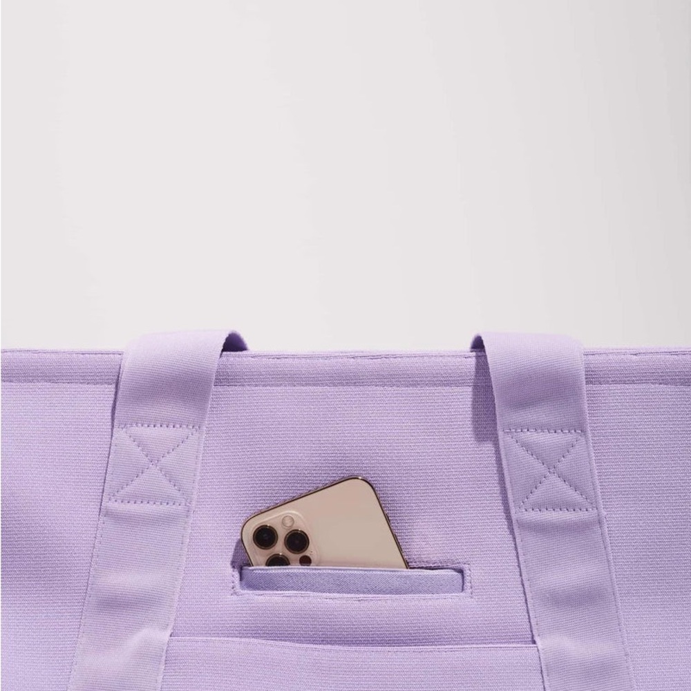Wild One Lilac Pet Carrier Bag - Picture 4 of 9